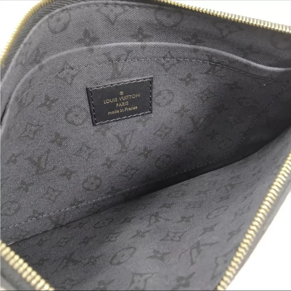 Ltd Edition LOUIS VUITTON Neverfull Crafty Giant Monogram Canvas Wristlet Pouch